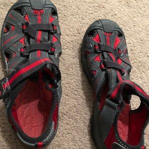 Boys Merrell Hydro sandals sz 1